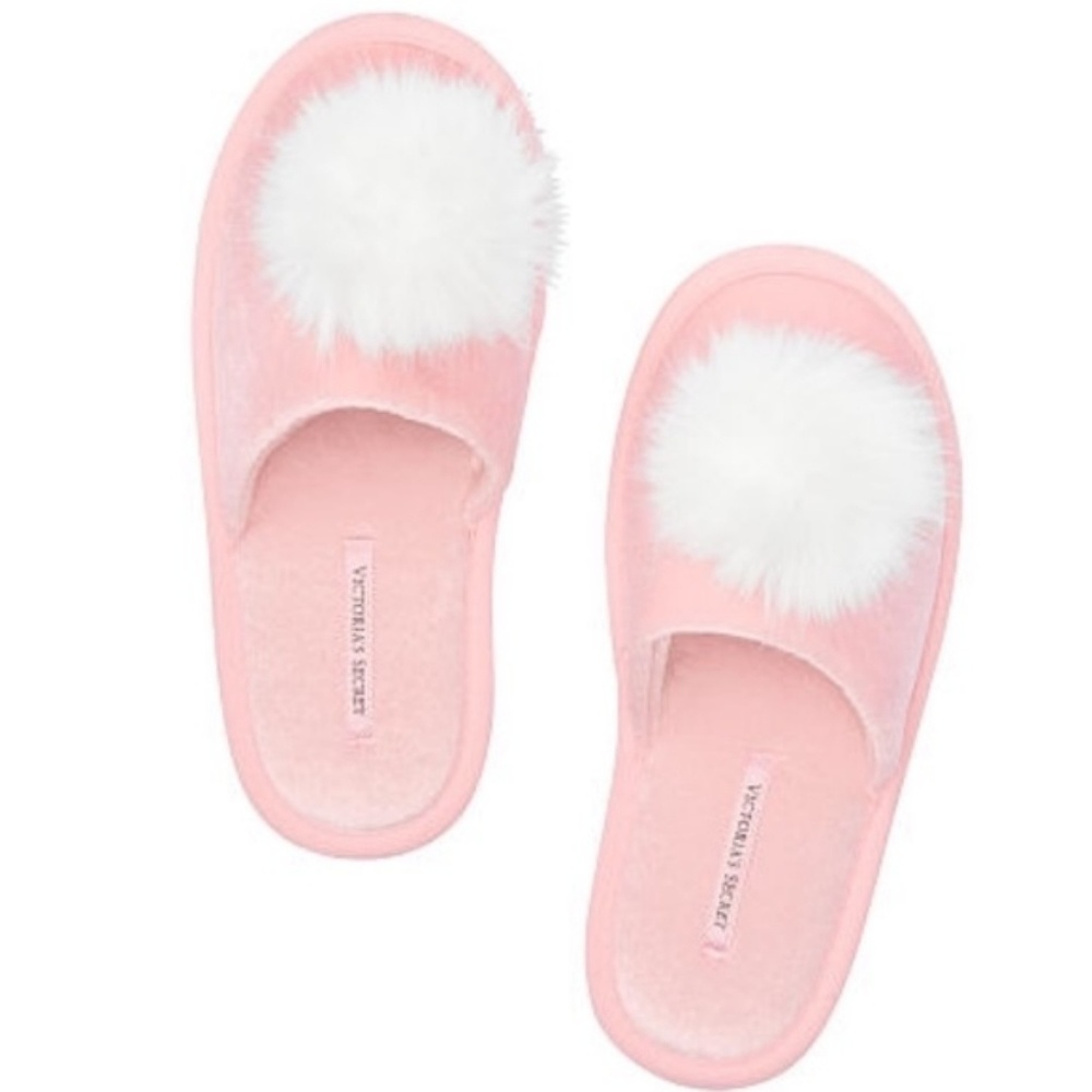 New! Victoria's Secret Pom Pom Slippers